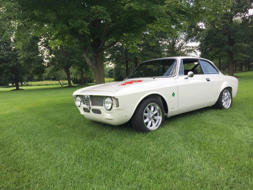 1966 Alfa Romeo Giulia Sprint GT - Image 5 of 31