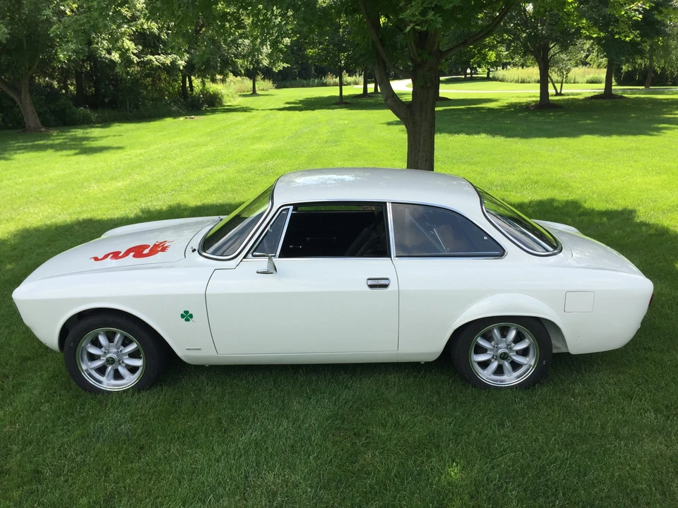 1966 Alfa Romeo Giulia Sprint GT - Image 11 of 31