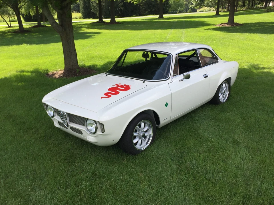 1966 Alfa Romeo Giulia Sprint GT - Image 3 of 31