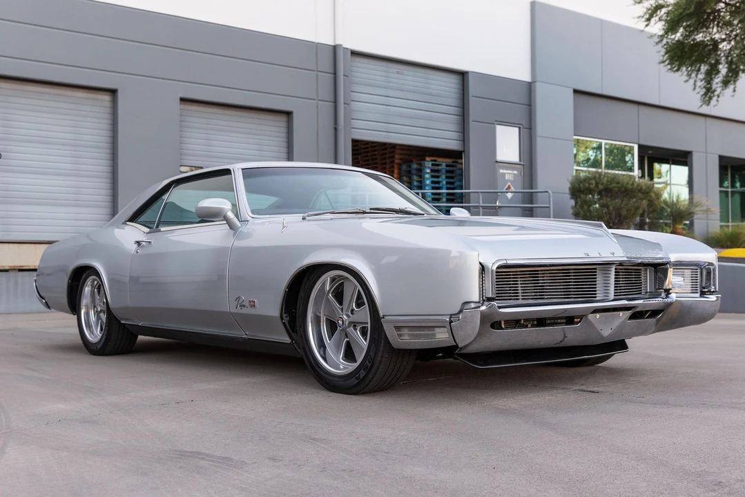 1966 Buick Riviera 2nd Gen - Image 9 of 31