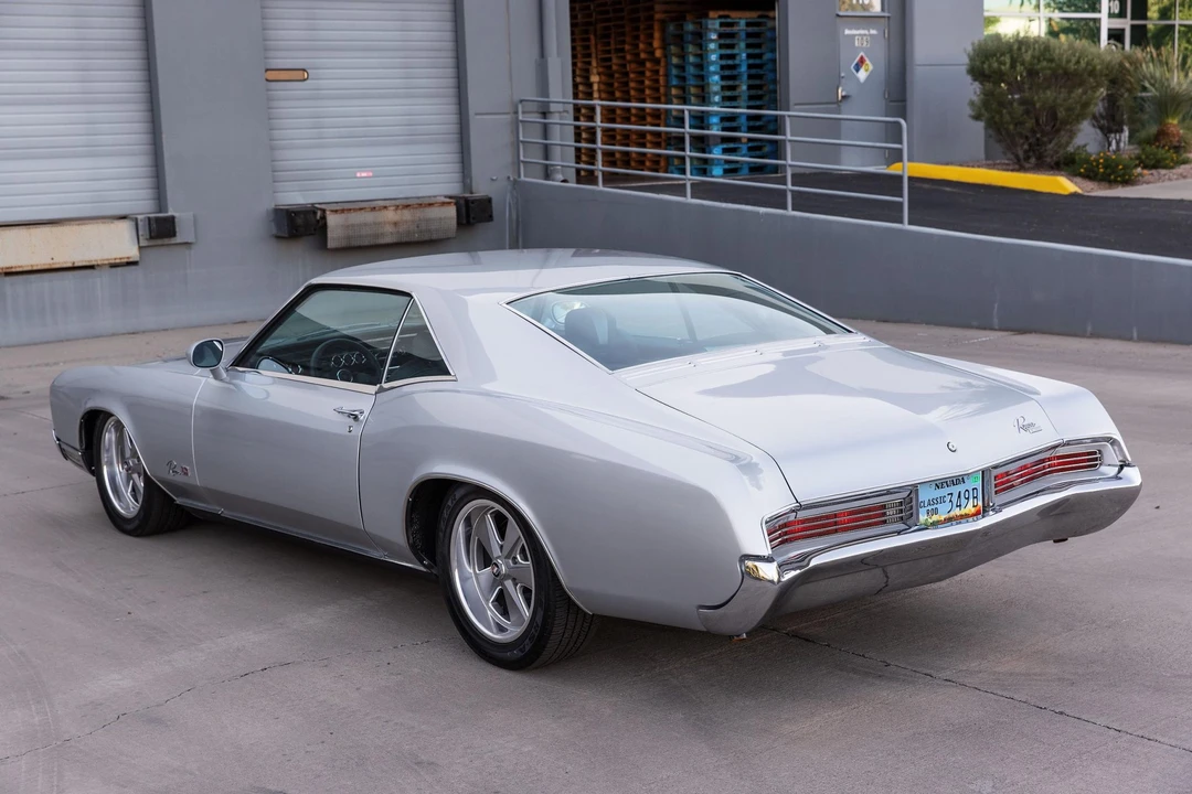 1966 Buick Riviera 2nd Gen - Image 12 of 31