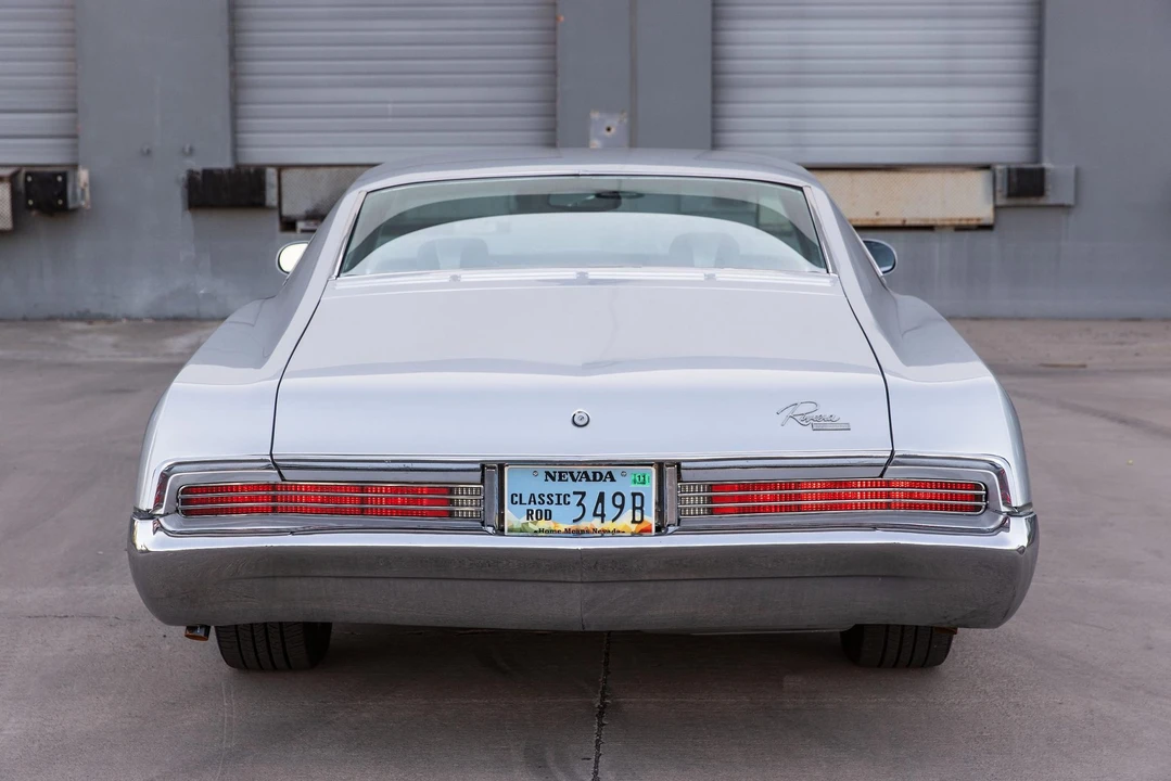 1966 Buick Riviera 2nd Gen - Image 13 of 31