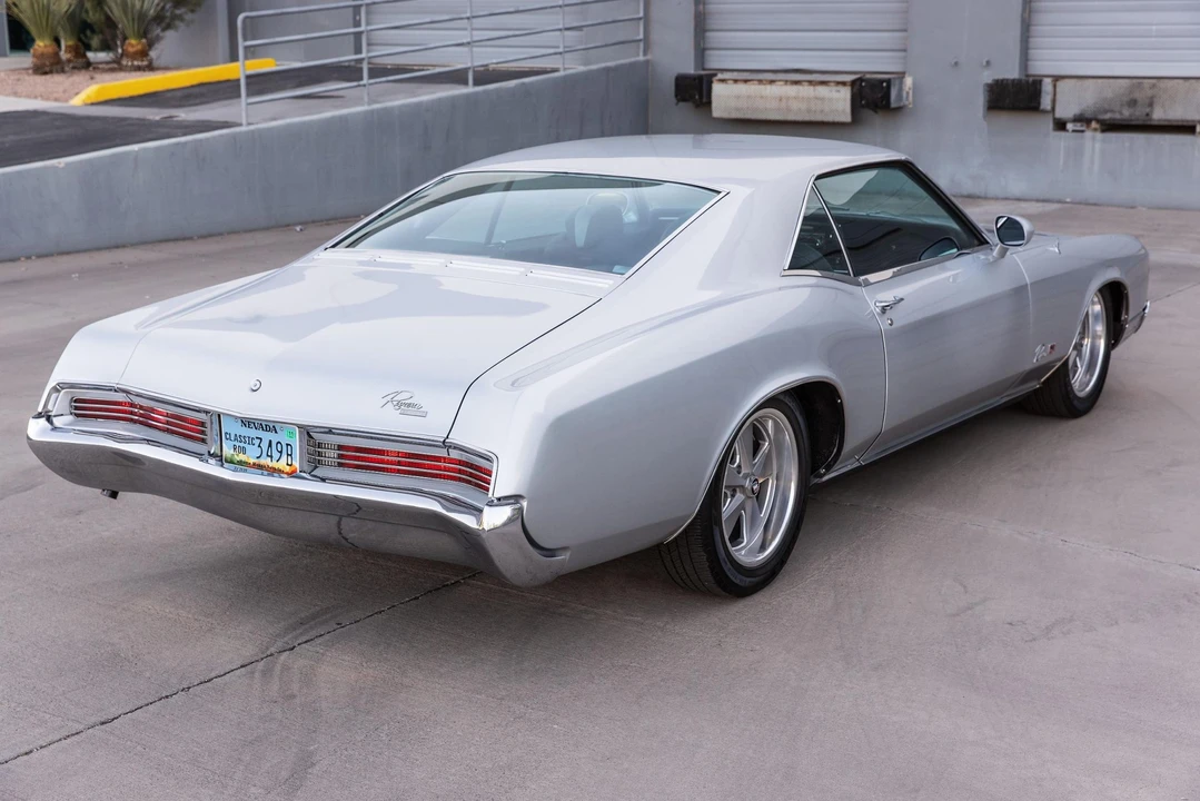 1966 Buick Riviera 2nd Gen - Image 14 of 31