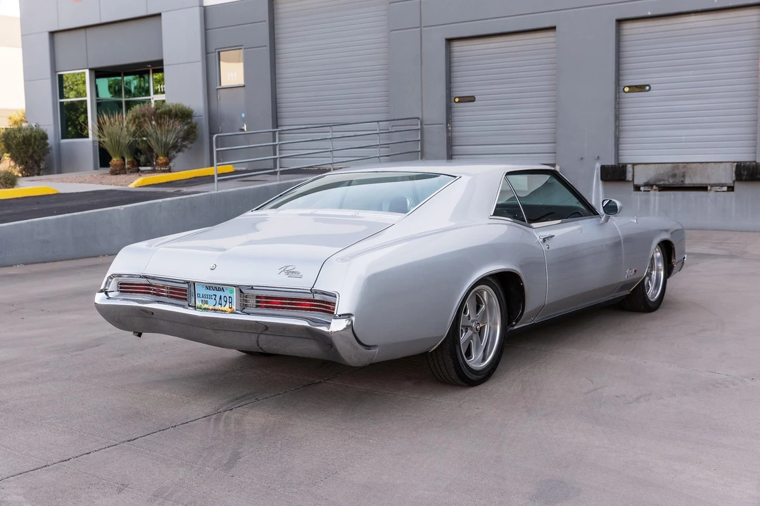 1966 Buick Riviera 2nd Gen - Image 24 of 31