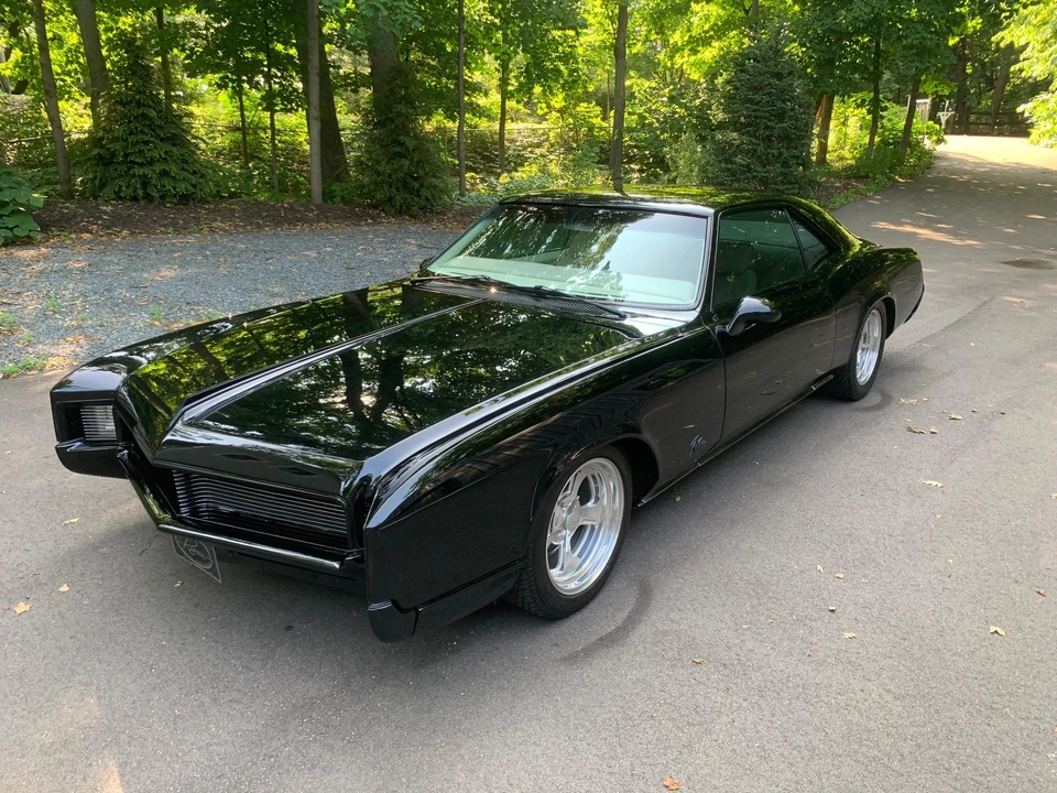 1966 Buick Riviera 2nd Gen - Image 10 of 31