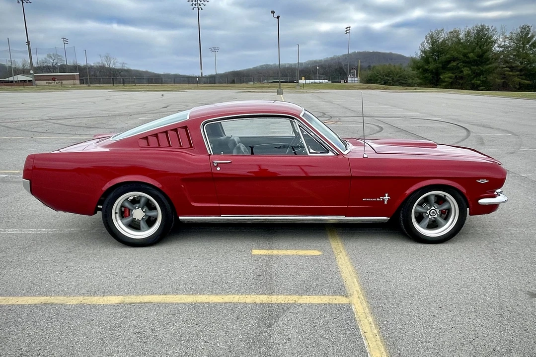 1966 Ford Mustang 1st Gen (1964.5-1966) - Image 9 of 31