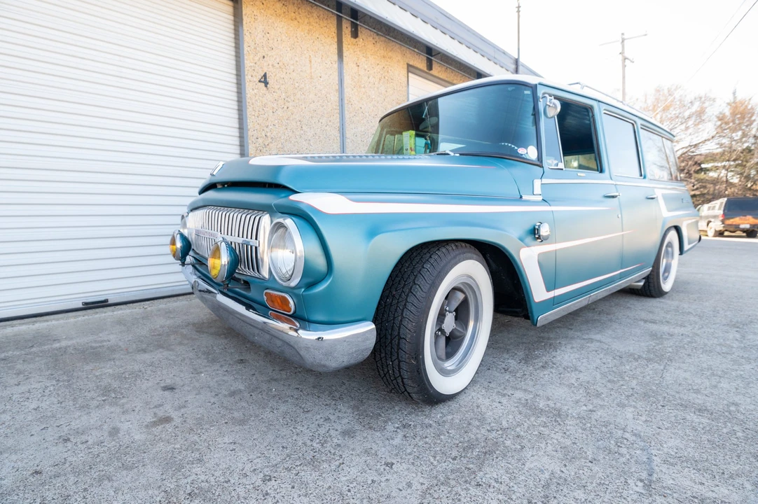 1966 International Harvester Travelall - Image 2 of 31