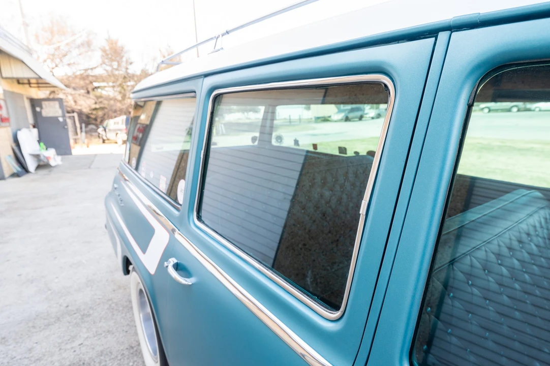 1966 International Harvester Travelall - Image 30 of 31