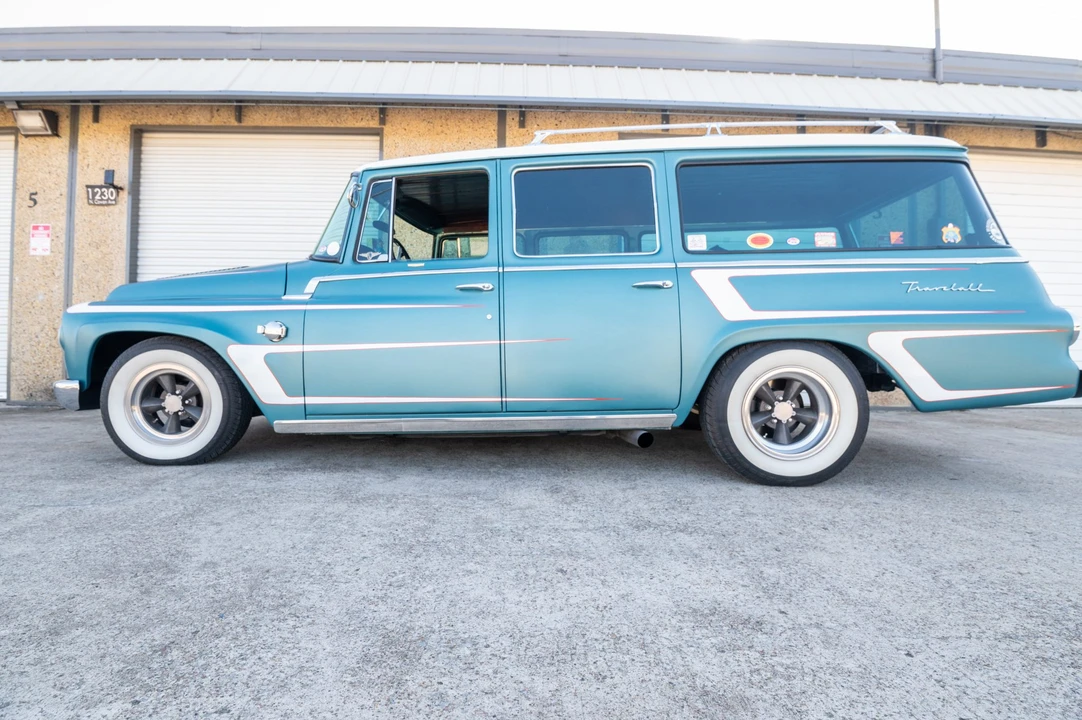 1966 International Harvester Travelall - Image 3 of 31