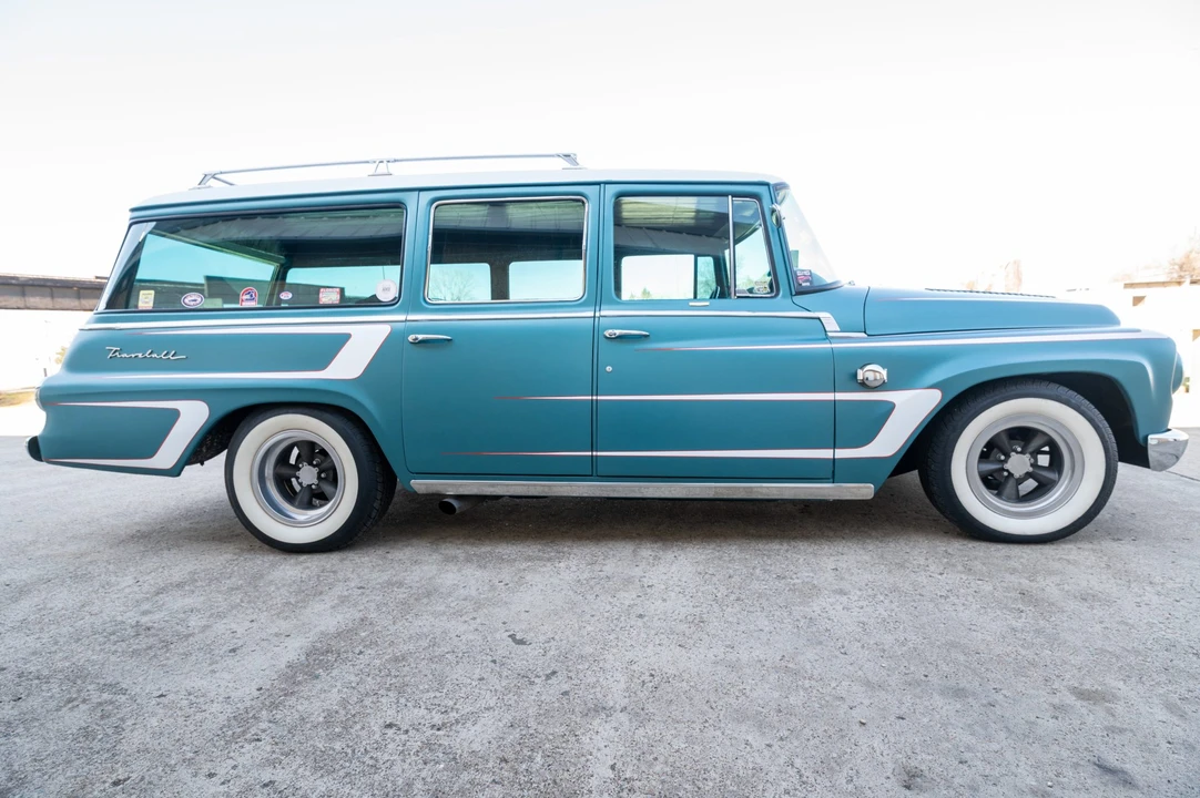 1966 International Harvester Travelall - Image 9 of 31