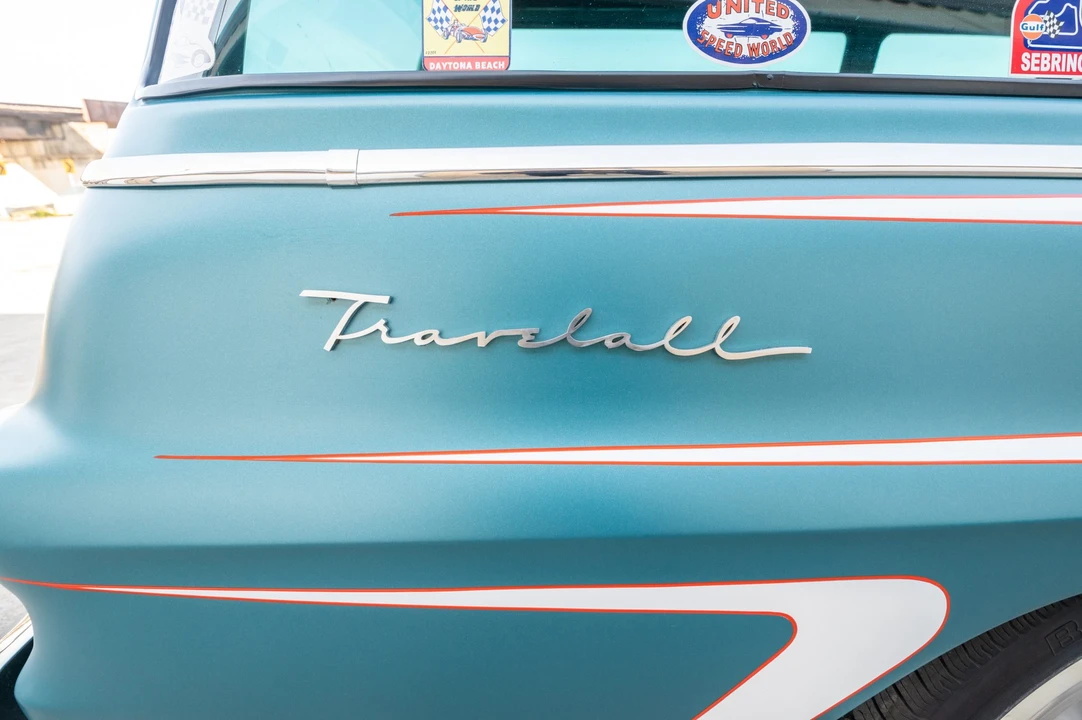 1966 International Harvester Travelall - Image 28 of 31