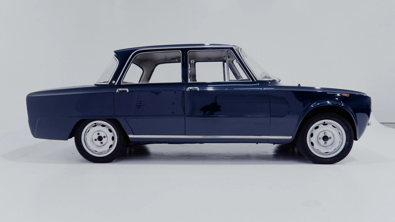 1967 Alfa Romeo 105/115 Series - Image 21 of 31