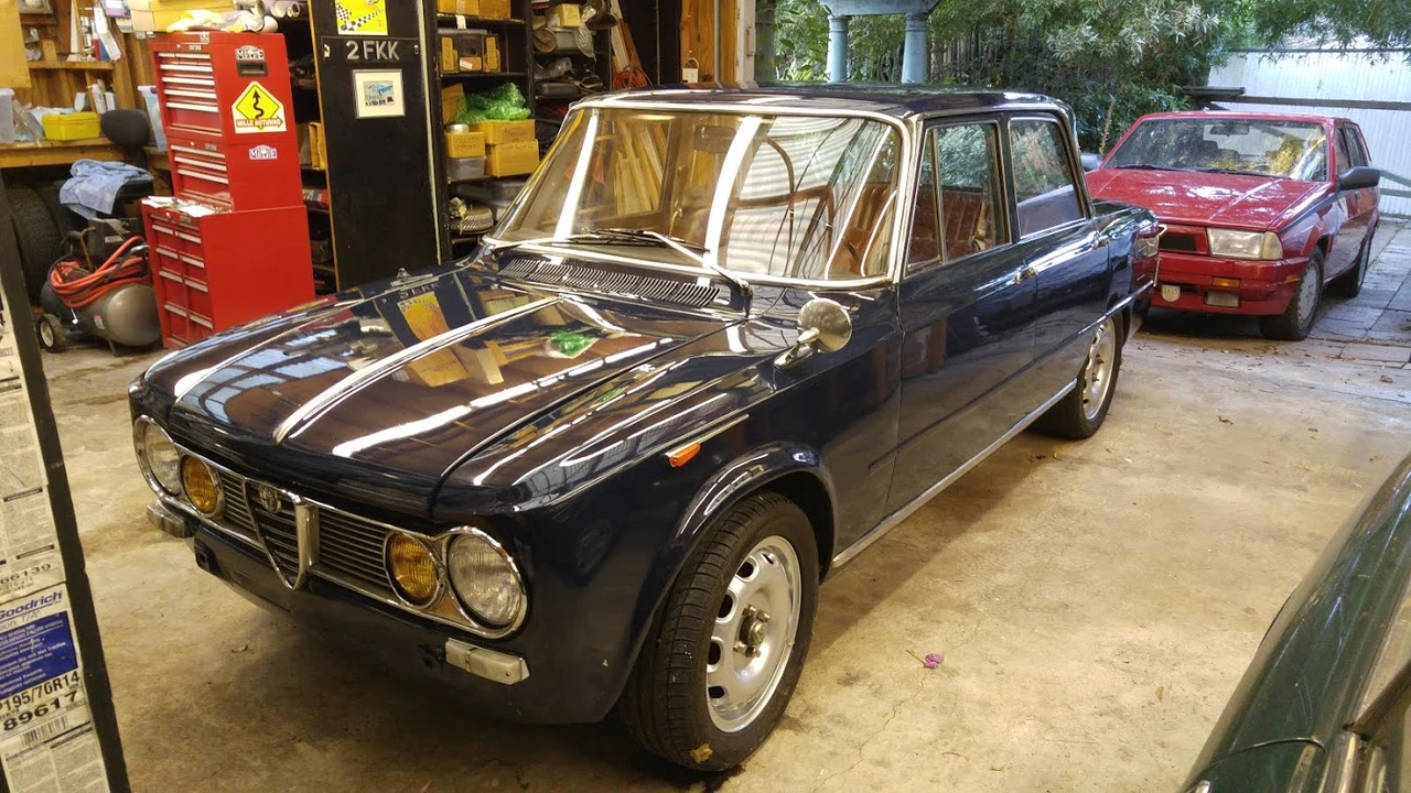 1967 Alfa Romeo 1750 GT Veloce - Image 18 of 31