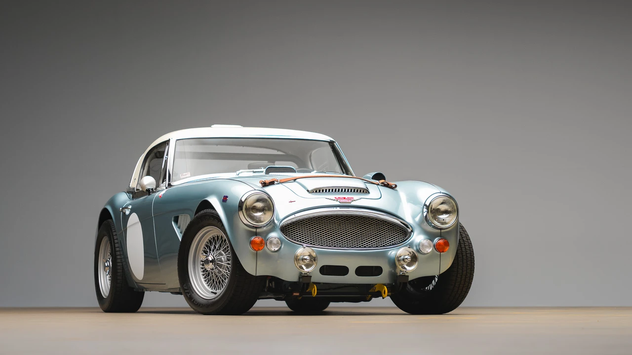 1967 Austin-Healey 3000 Mark III - Image 15 of 31