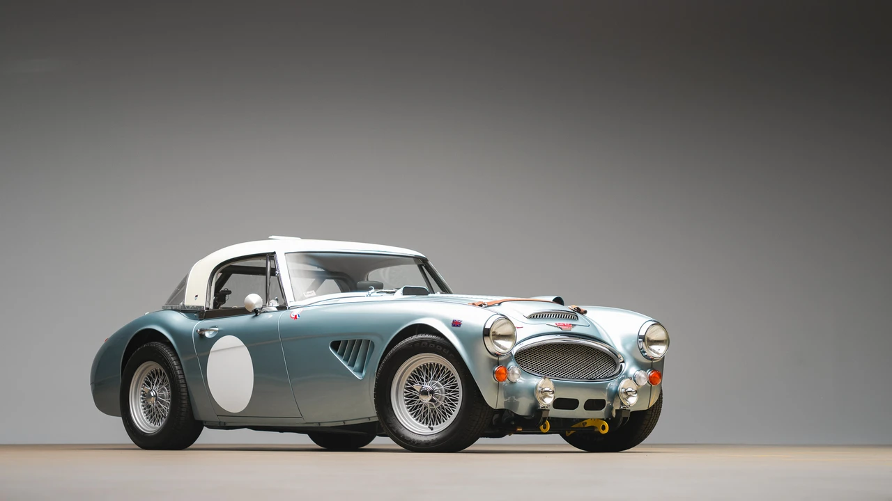 1967 Austin-Healey 3000 Mark III - Image 17 of 31