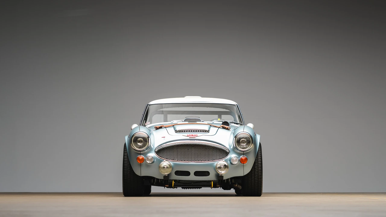 1967 Austin-Healey 3000 Mark III - Image 18 of 31