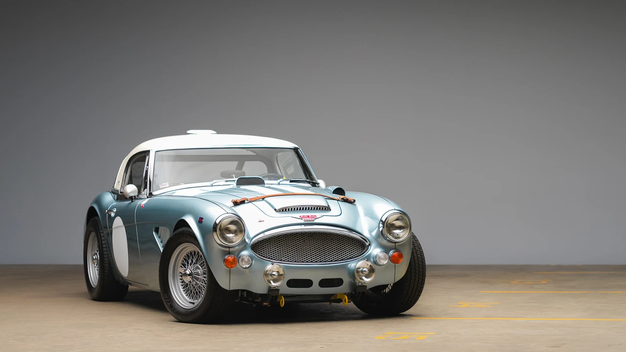 1967 Austin-Healey 3000 Mark III - Image 30 of 31