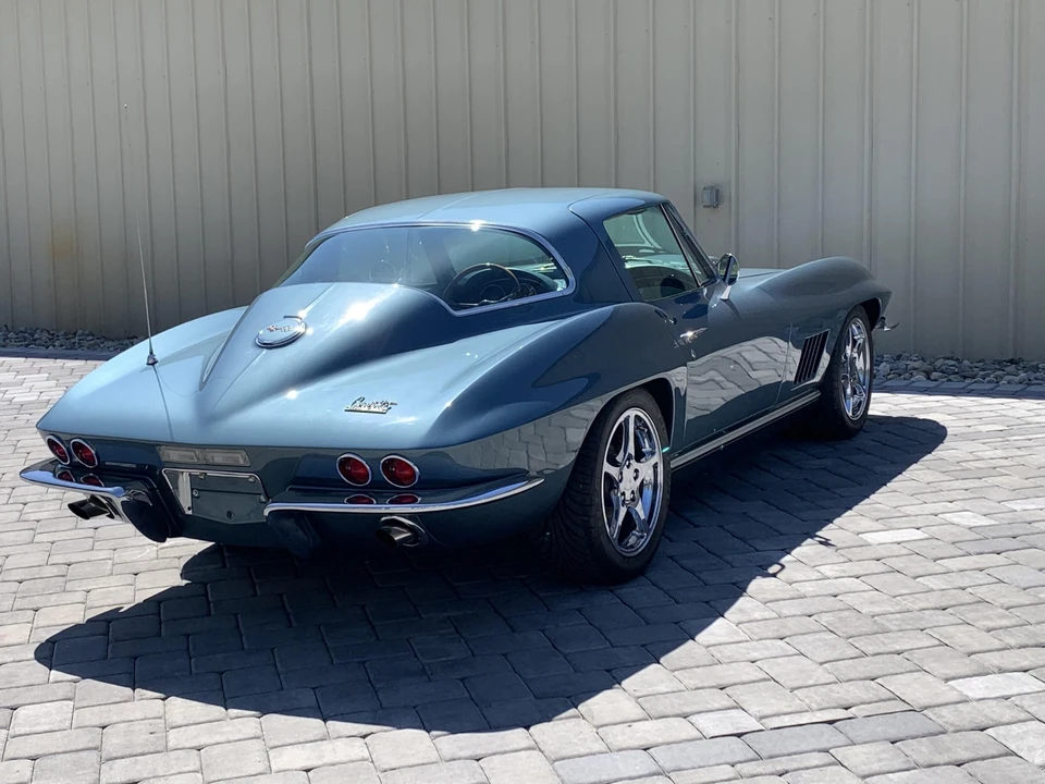 1967 Chevrolet Corvette C2 - Image 10 of 31
