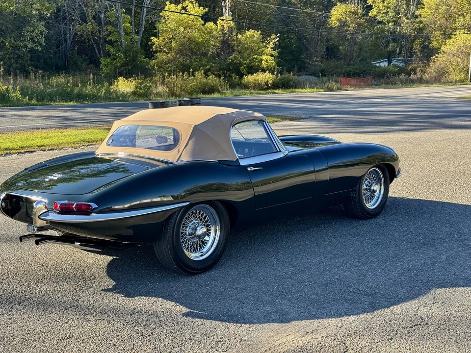 1967 Jaguar E-Type Series 1 - Image 31 of 31