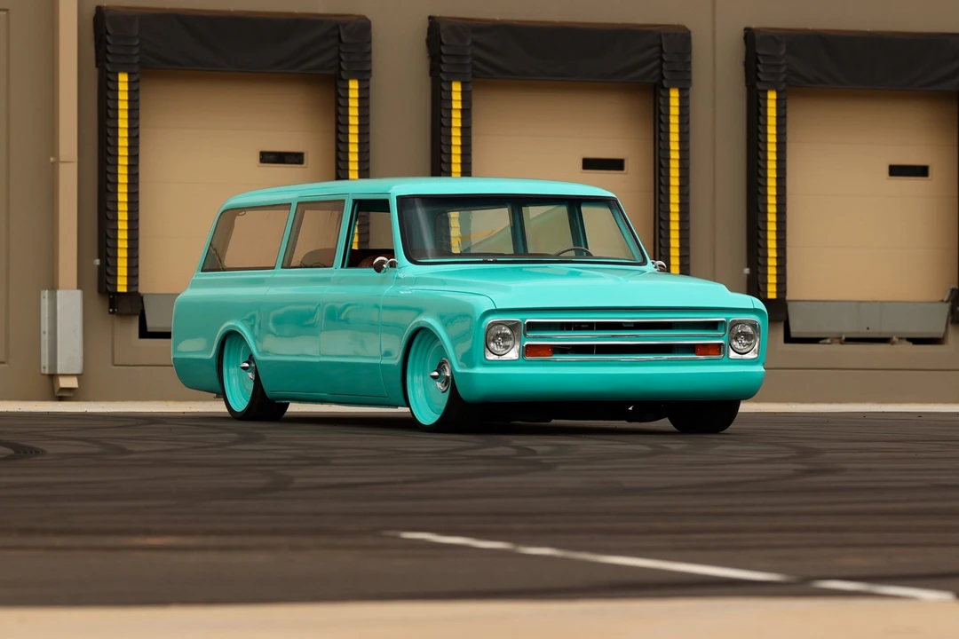1968 Chevrolet Suburban 6th Gen - Image 7 of 31