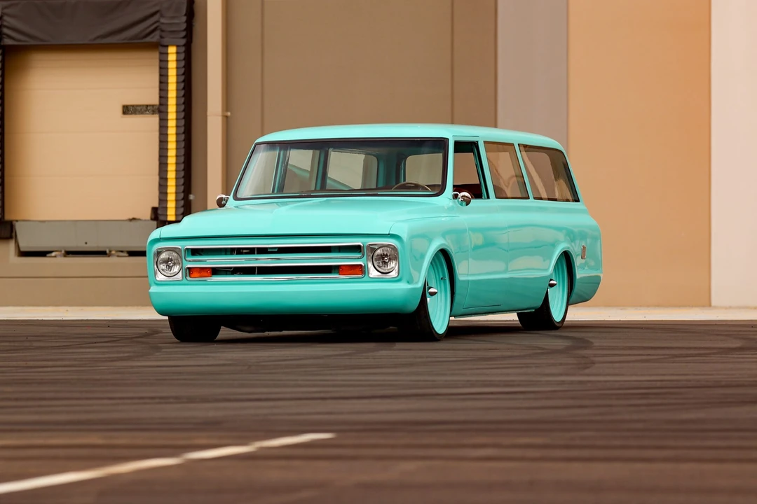 1968 Chevrolet Suburban 6th Gen - Image 12 of 31