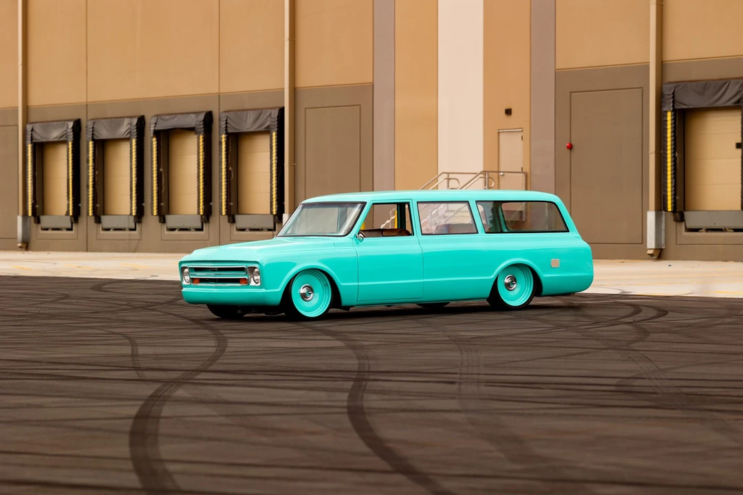 1968 Chevrolet Suburban 6th Gen - Image 19 of 31
