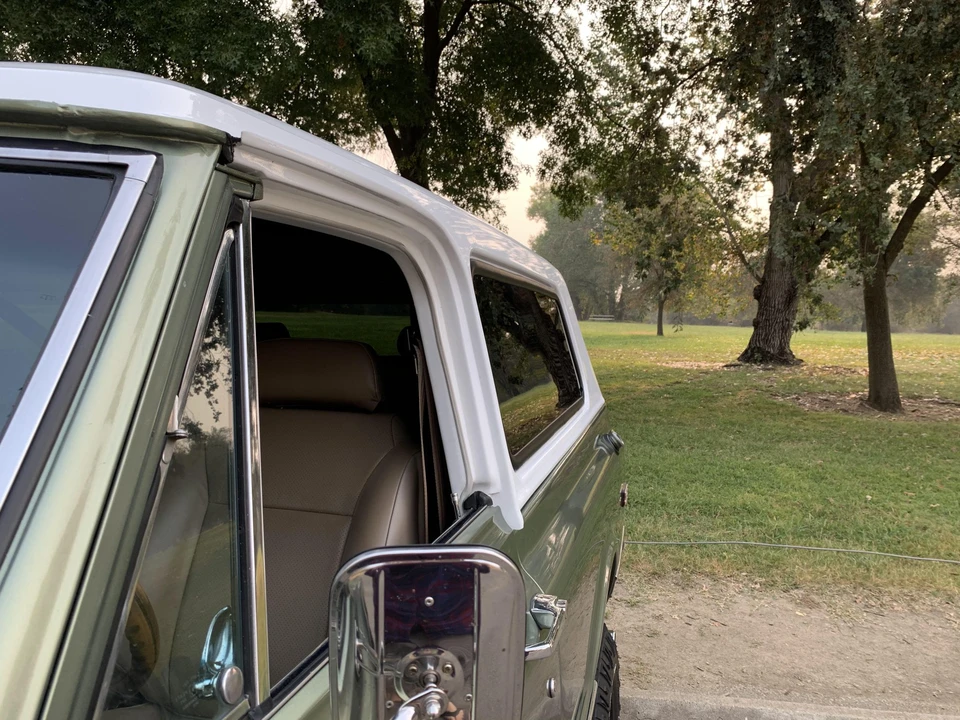 1969 Chevrolet K5 Blazer 1st Gen - Image 25 of 31