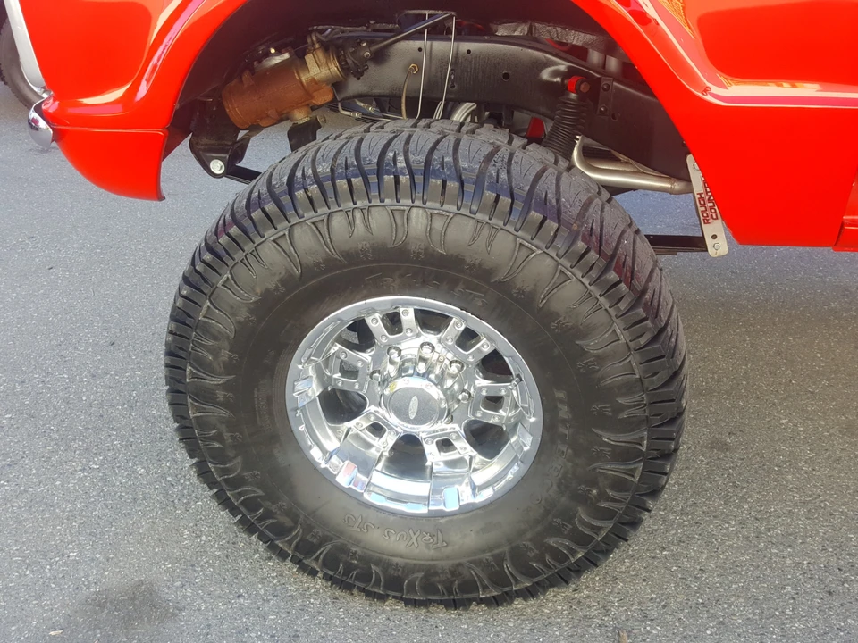 1969 Chevrolet K5 Blazer 1st Gen - Image 27 of 31