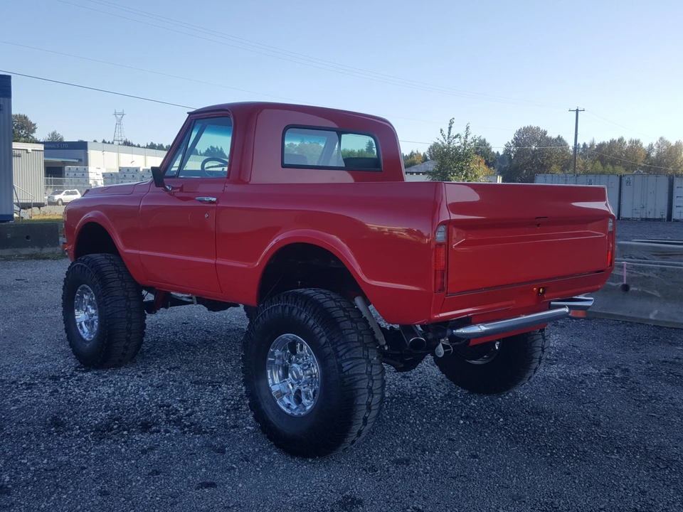 1969 Chevrolet K5 Blazer 1st Gen - Image 10 of 31