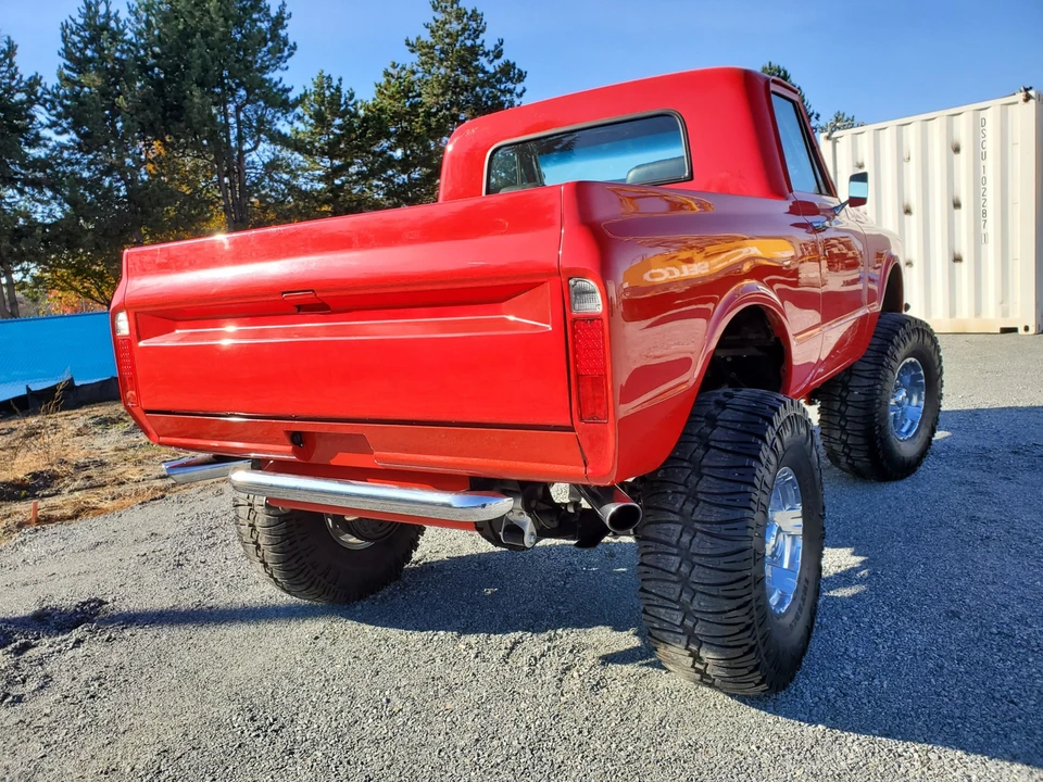 1969 Chevrolet K5 Blazer 1st Gen - Image 13 of 31