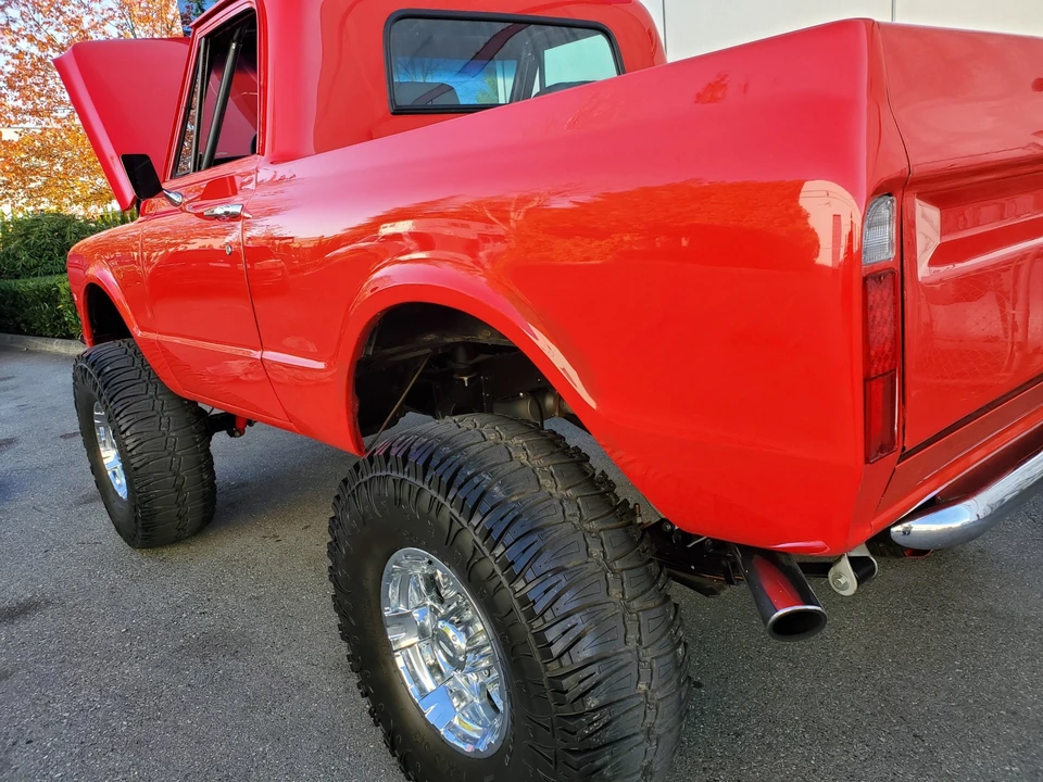 1969 Chevrolet K5 Blazer 1st Gen - Image 16 of 31
