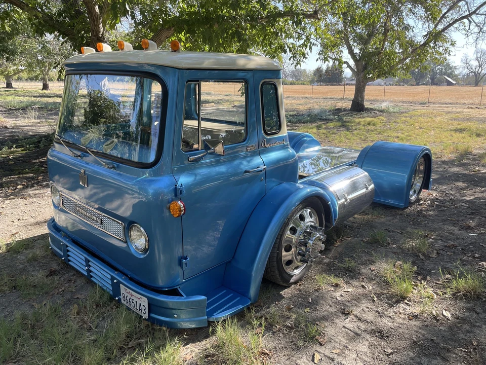 1969 International Harvester Loadstar - Image 2 of 31