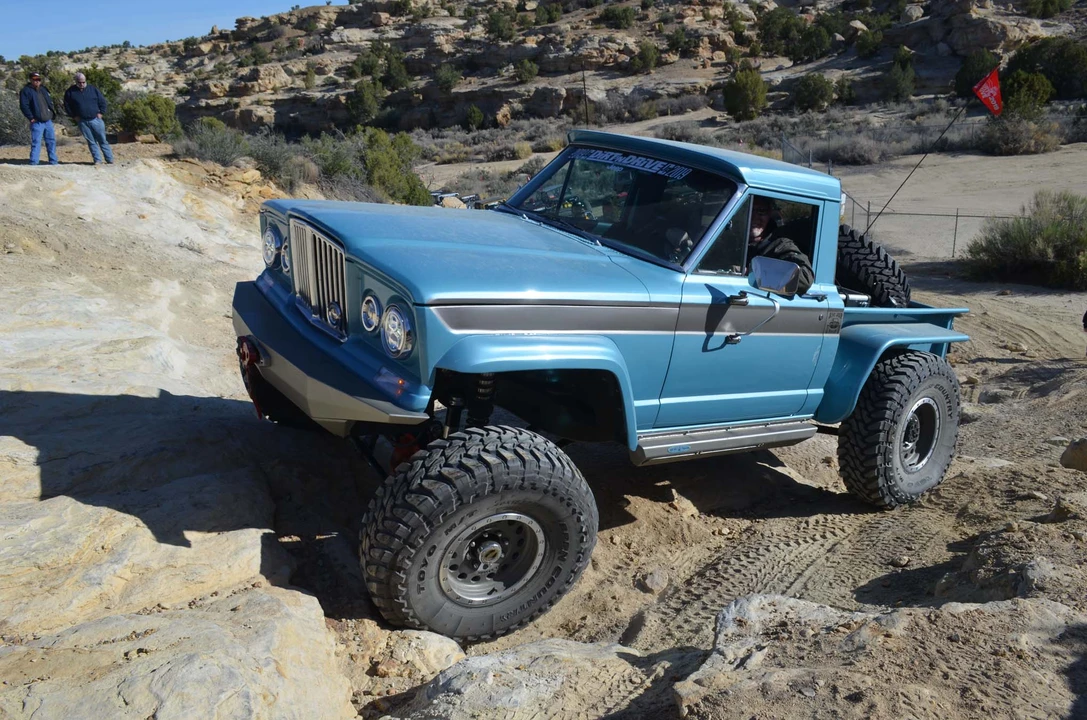 1969 Jeep SJ Gladiator - Image 13 of 31