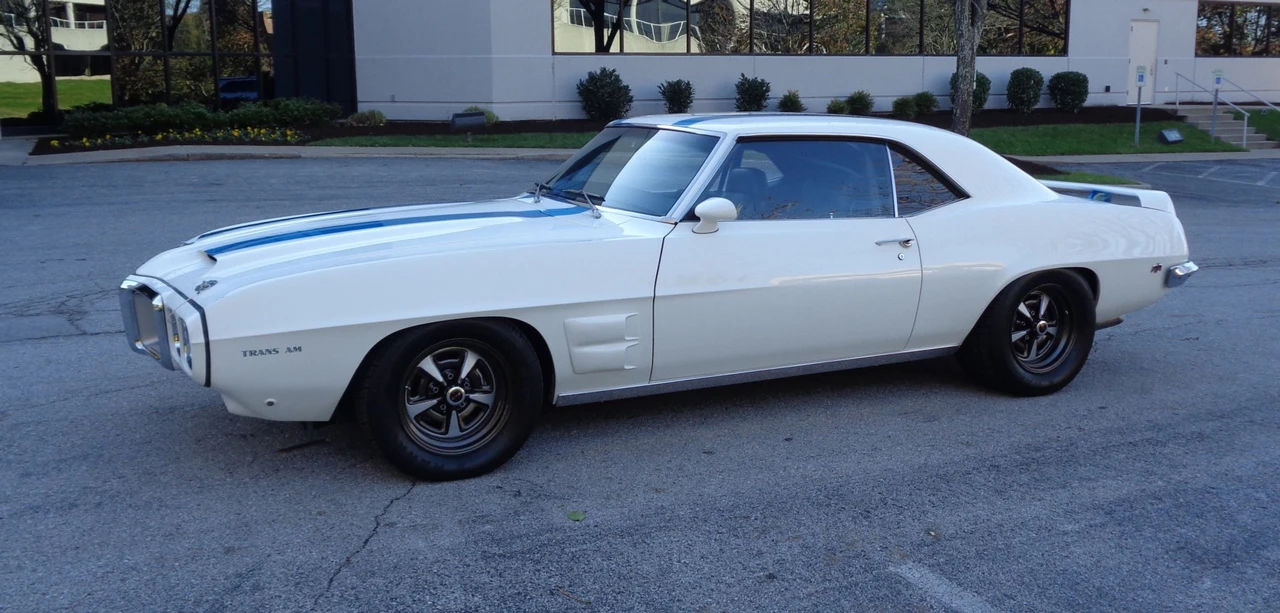 1969 Pontiac Firebird 1st Gen - Image 9 of 31