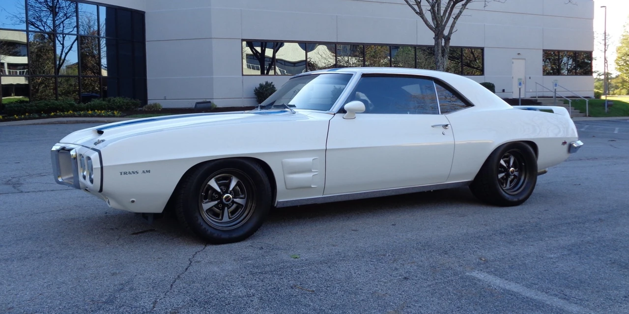 1969 Pontiac Firebird 1st Gen - Image 10 of 31