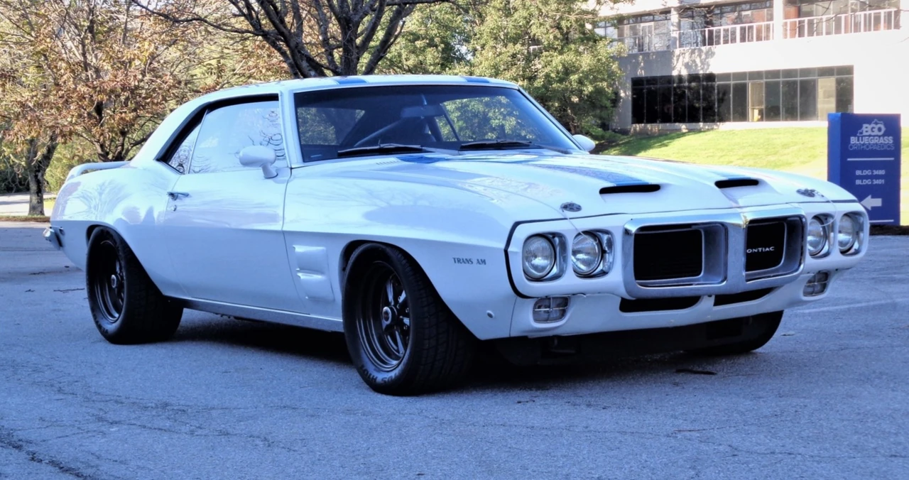 1969 Pontiac Firebird 1st Gen - Image 15 of 31