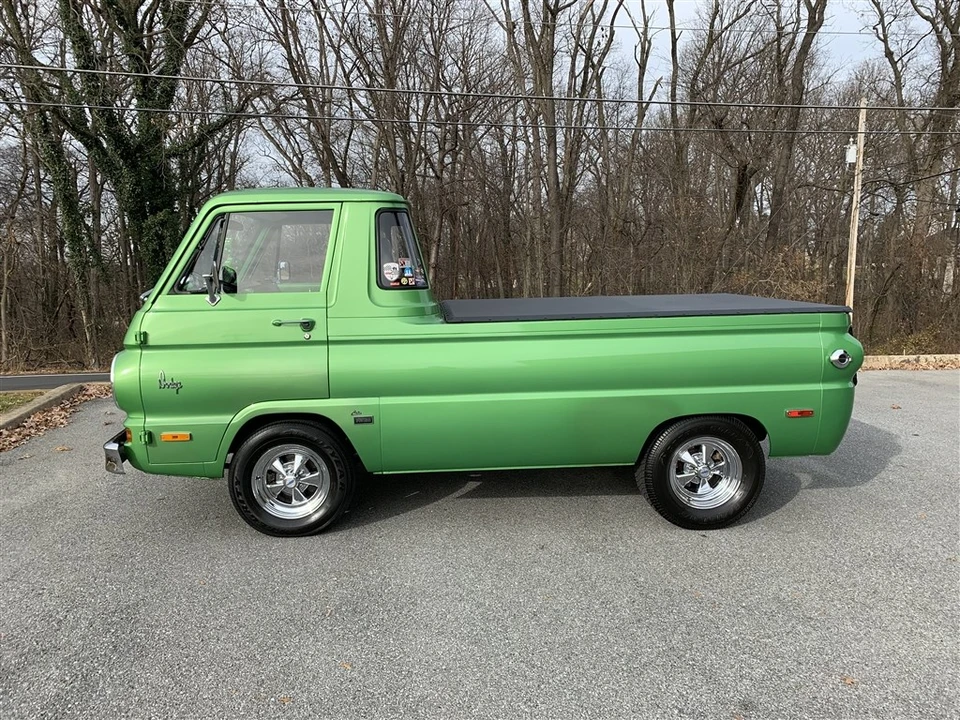 1970 Dodge A100 - Image 9 of 31