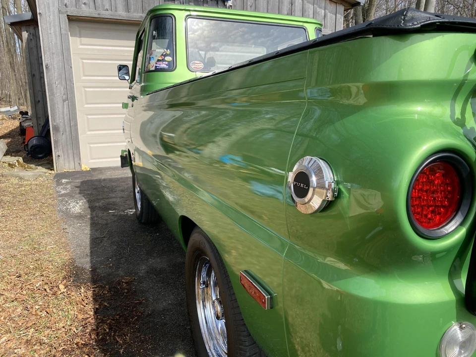 1970 Dodge A100 - Image 15 of 31