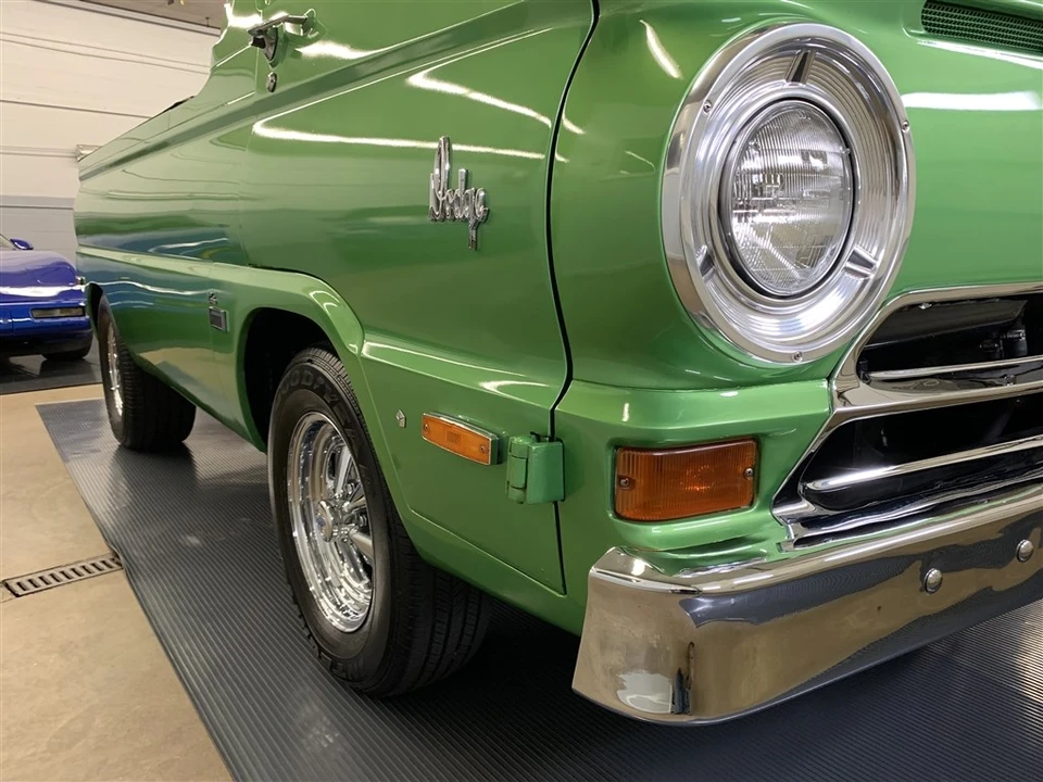 1970 Dodge A100 - Image 18 of 31