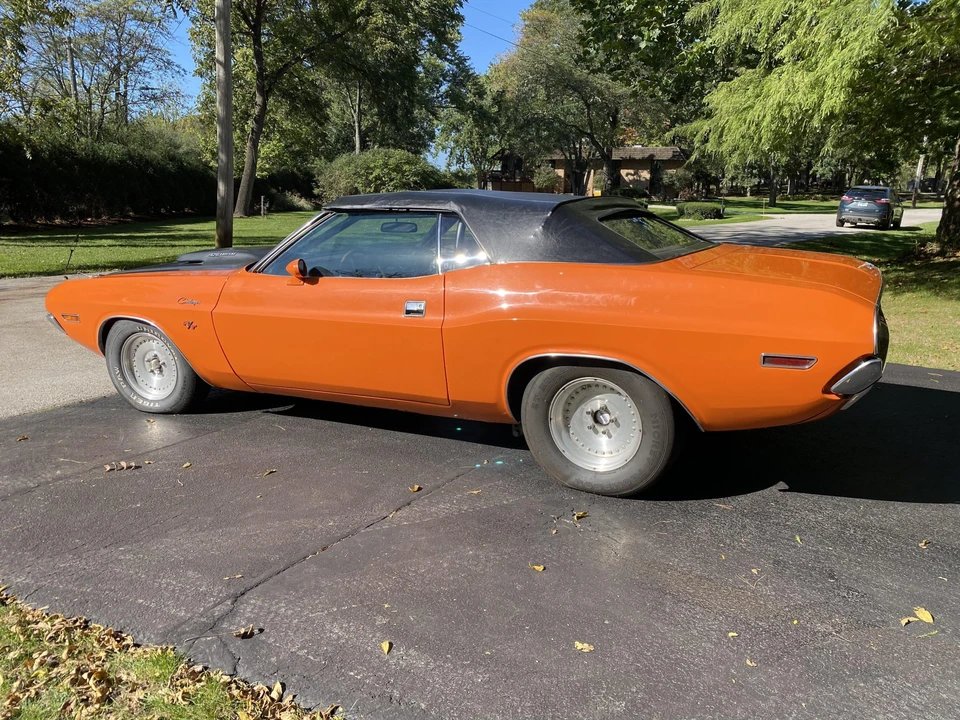 1970 Dodge Challenger 1st Gen - Image 9 of 31