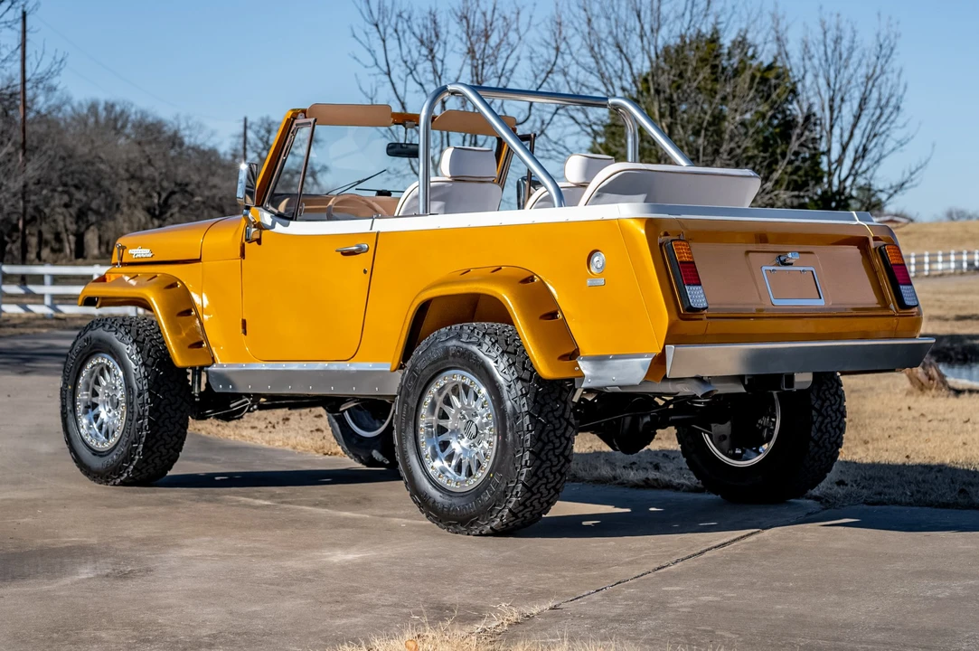 1970 Jeep Jeepster Commando - Image 11 of 31