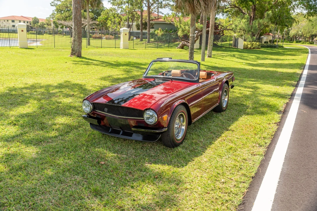 1970 Triumph TR6 (US-spec) - Image 6 of 31