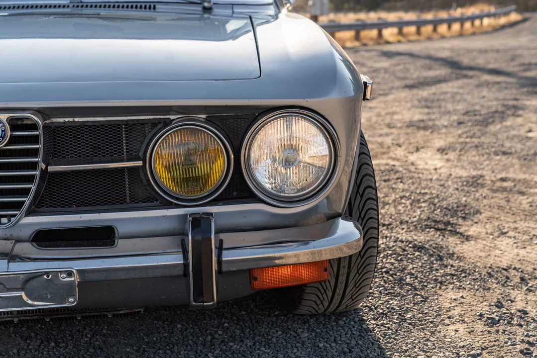 1971 Alfa Romeo 1750 GT Veloce - Image 12 of 31
