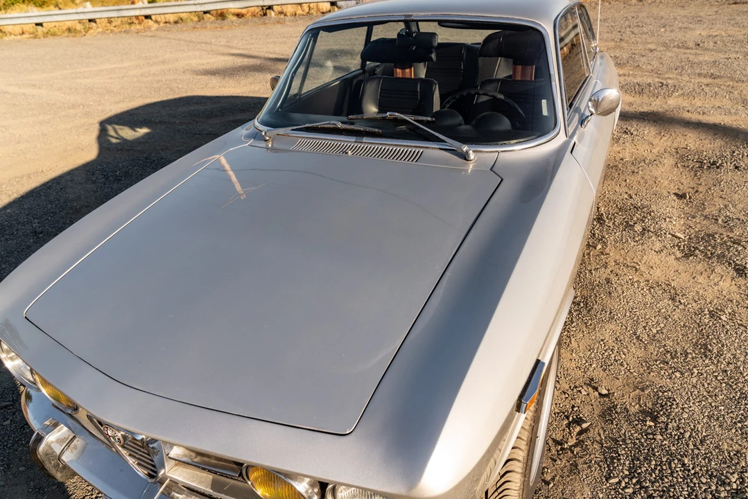 1971 Alfa Romeo 1750 GT Veloce - Image 18 of 31
