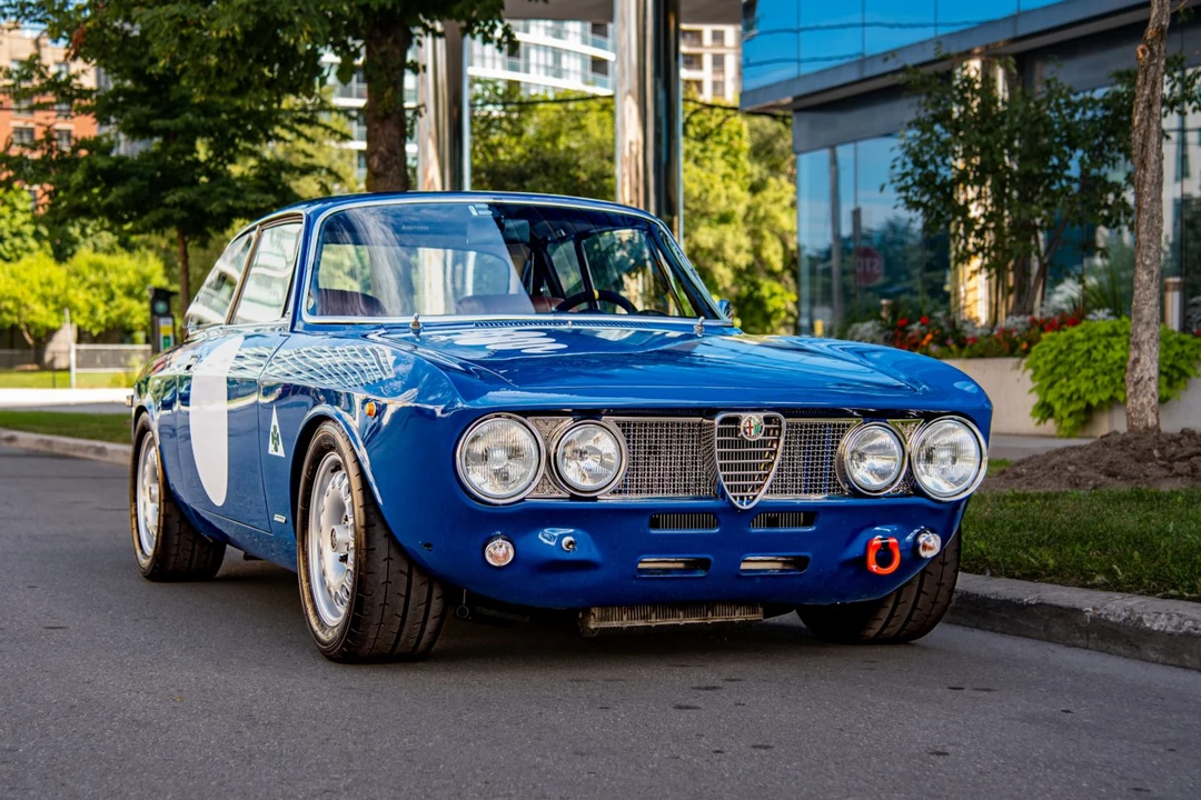 1971 Alfa Romeo 1750 GT Veloce - Image 12 of 31