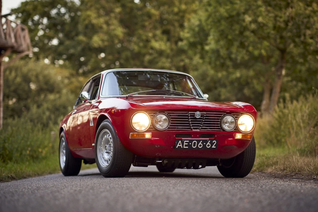 1971 Alfa Romeo 2000 GT Veloce - Image 14 of 31