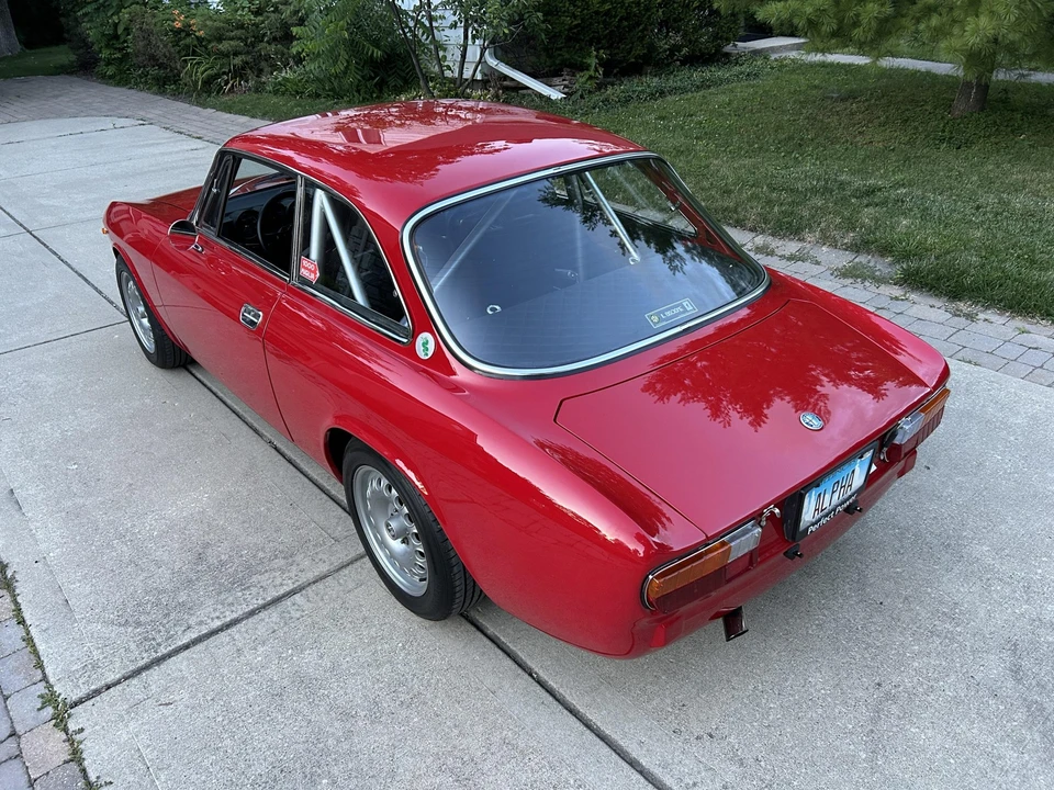 1971 Alfa Romeo 2000 GT Veloce - Image 13 of 31