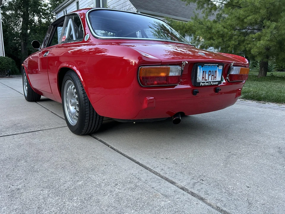 1971 Alfa Romeo 2000 GT Veloce - Image 15 of 31