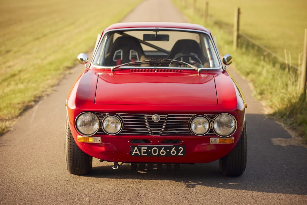 1971 Alfa Romeo 2000 GT Veloce - Image 19 of 31