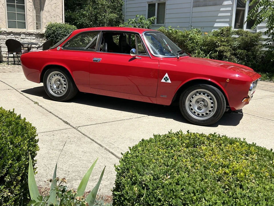 1971 Alfa Romeo 2000 GT Veloce - Image 26 of 31